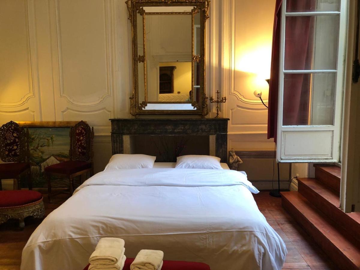 Cosy Appartement In Old City Center Bordeaux Exterior photo