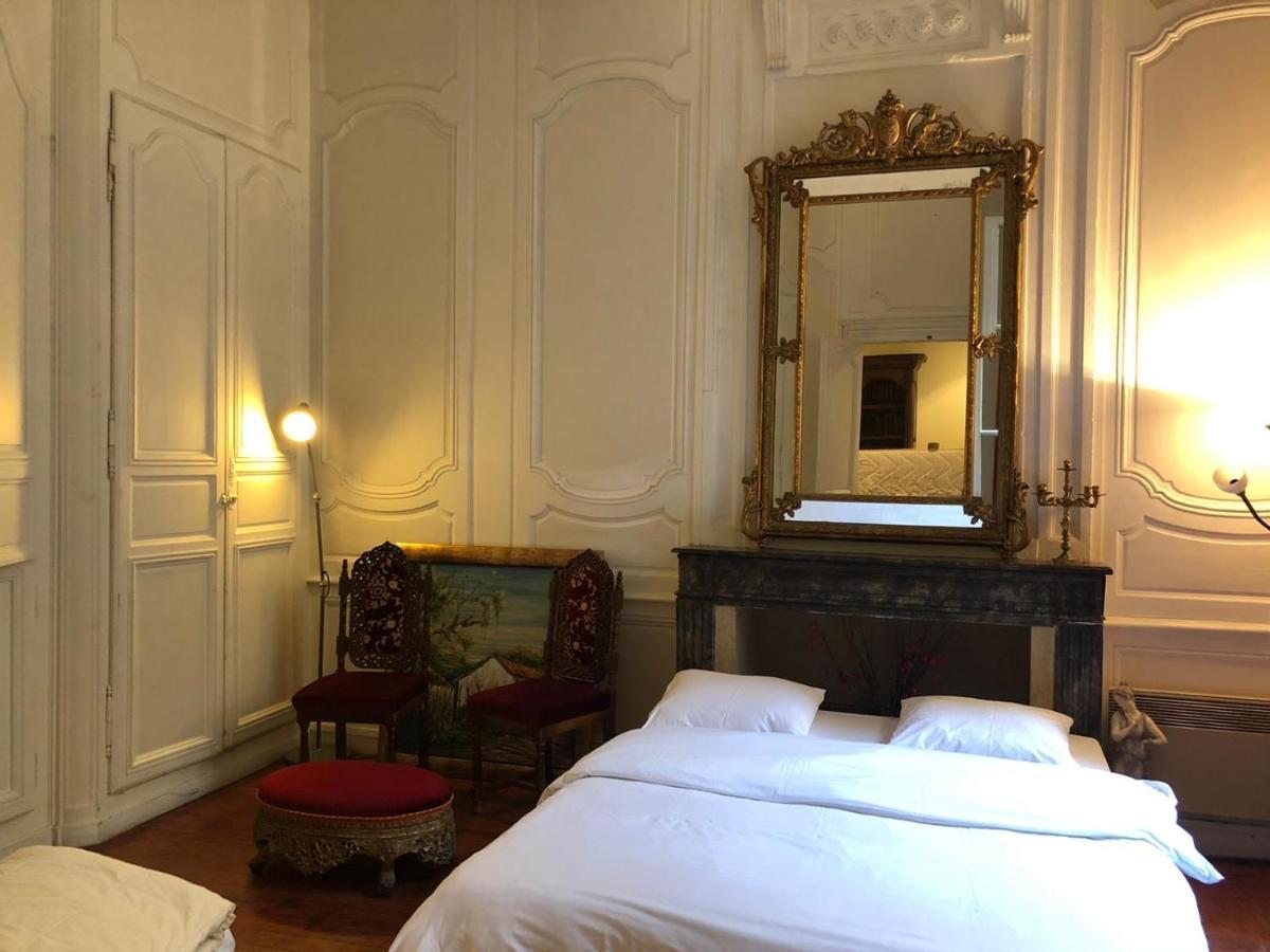 Cosy Appartement In Old City Center Bordeaux Exterior photo