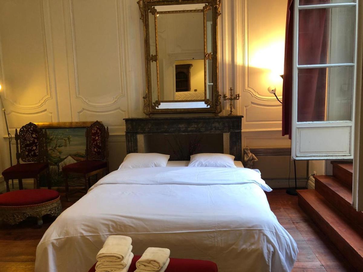 Cosy Appartement In Old City Center Bordeaux Exterior photo
