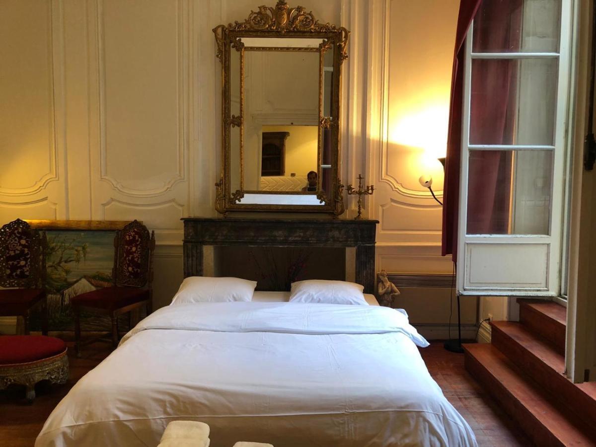 Cosy Appartement In Old City Center Bordeaux Exterior photo